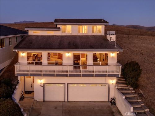 2556 Nutmeg Ave, Morro Bay, CA, 93442-1736 | Card Image