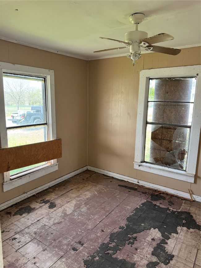 411 Decatur St, House other with 2 bedrooms, 1 bathrooms and null parking in Bowie TX | Image 10