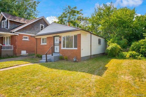 14565 Hartwell St, Detroit, MI, 48227-3627 | Card Image