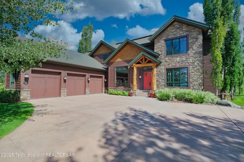 15 Kearsley Ln, Victor, ID, 83455-5280 | Card Image