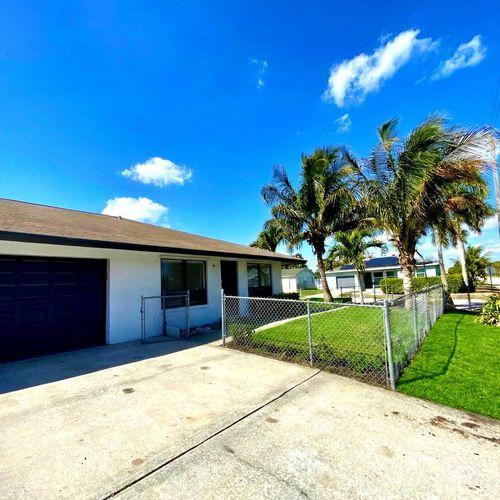 1-835 Andrew Redding Rd, Lantana, FL, 33462-1467 | Card Image