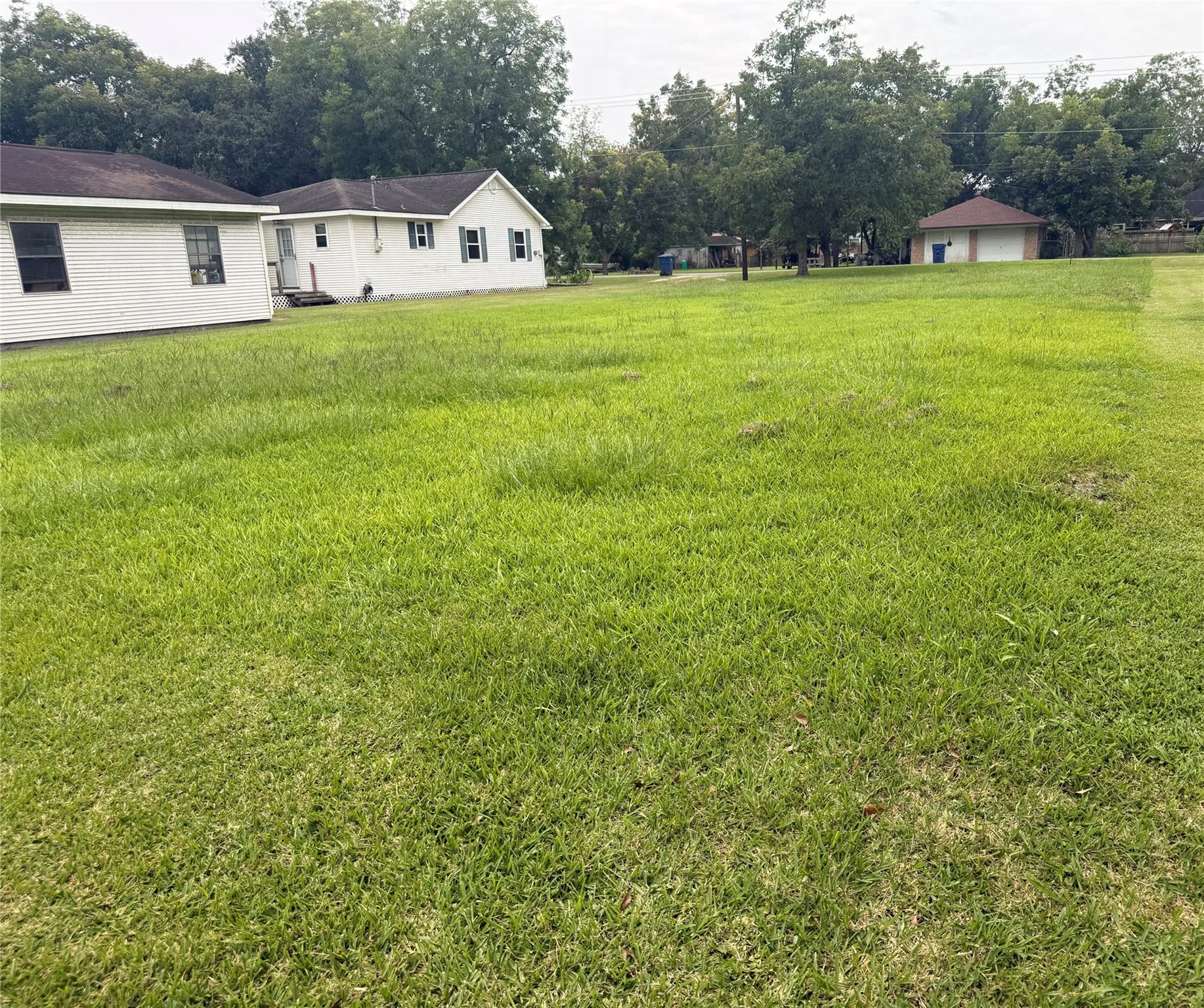 Land in Sweeny 3