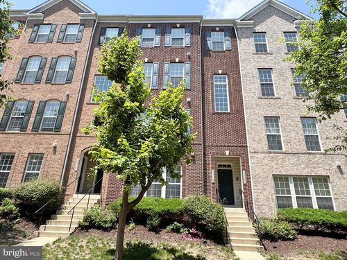 2304 Margraf Cir, WOODBRIDGE, VA, 22191-4087 | Card Image