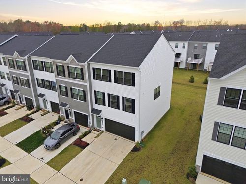 369 Soft Rush Ln, LA PLATA, MD, 20646-9401 | Card Image