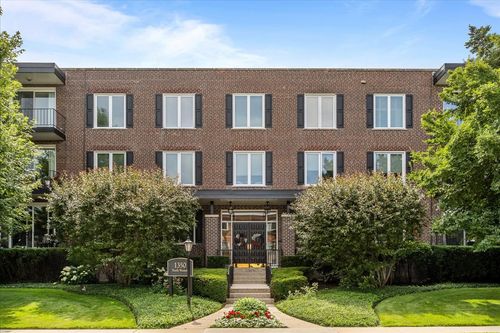 111-1350 Western Ave, Lake Forest, IL, 60045-1263 | Card Image