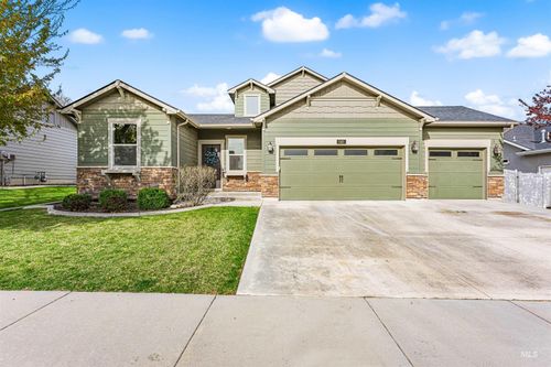 565 S Rocker Ave, Kuna, ID, 83634-5518 | Card Image