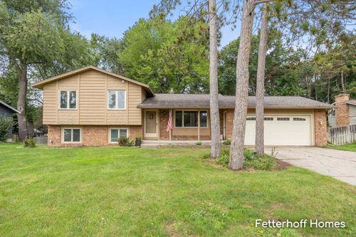 6325 Bechalla Dr, Grand Rapids, MI, 49546-6703 | Card Image