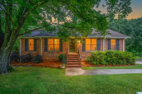 4221 Shiloh Ln, BIRMINGHAM, AL, 35213-2730 | Card Image