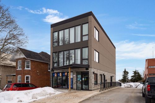 163 Mary Street, Orillia, ON, L3V3E3 | Card Image