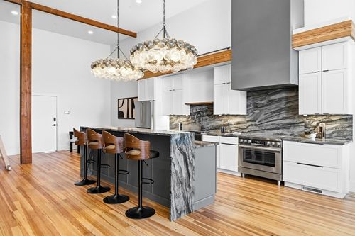 2-1001 Shirley, Winthrop, MA, 02152 | Card Image