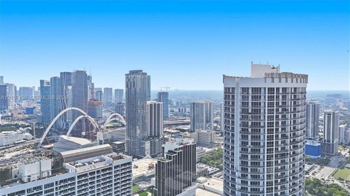 4801-1750 N Bayshore Dr, Miami, FL, 33132-3218 | Card Image