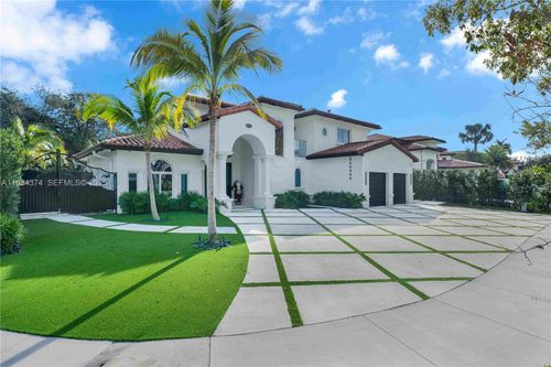 15721 Nw 79th Ct, Miami Lakes, FL, 33016-7102 | Card Image