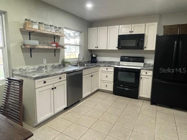 2748 Cr 543, House other with 2 bedrooms, 1 bathrooms and null parking in Sumterville FL | Image 8