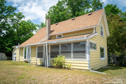 2870 W Long Lake Rd, Orleans, MI, 48865-9656 | Card Image