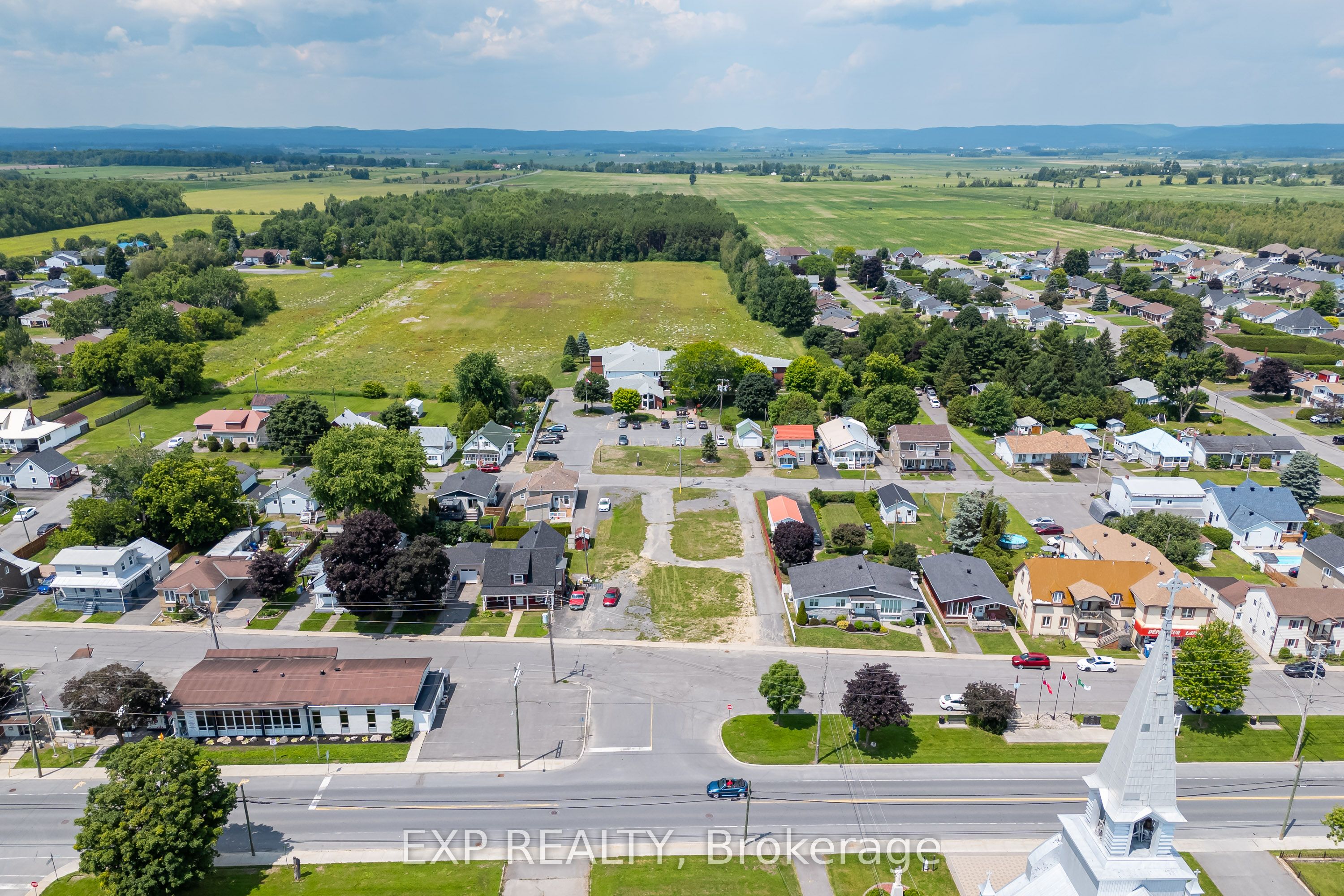 Commercial Sale in Alfred and Plantagenet 3