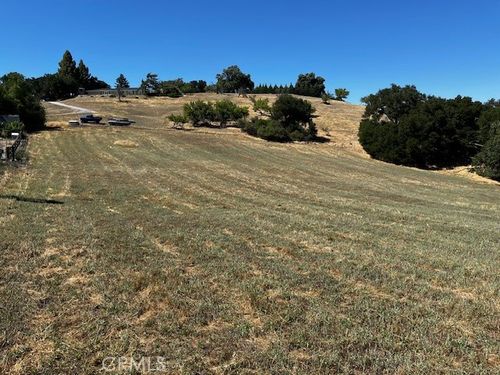 12750 Santa Ana Rd, Atascadero, CA, 93422 | Card Image
