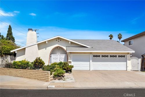 9015 La Linda Ave, Fountain Valley, CA, 92708-4411 | Card Image