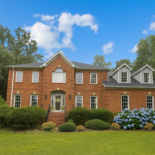 39 Middle Creek Rd, Signal Mountain, TN, 37377-2079 | Card Image