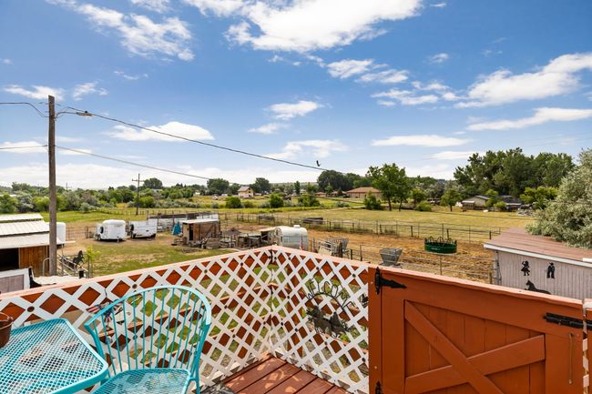 Wooden deck with fence - Back deck | Image 11