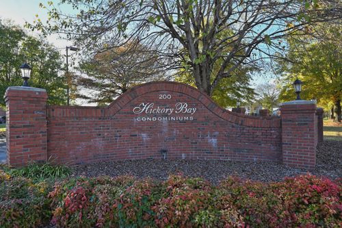 apt-2307-200 Sanders Ferry Rd, Hendersonville, TN, 37075-5073 | Card Image