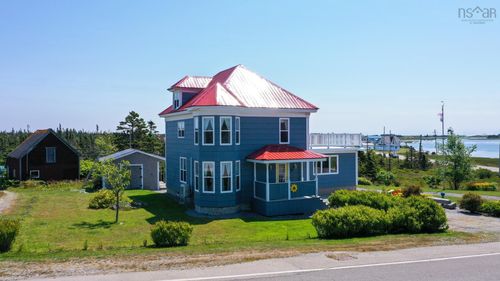 3009 Main St, Clarks Harbour, NS, B0W1P0 | Card Image