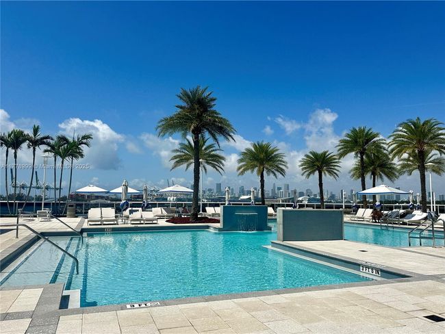 STE-4M - 400 Alton Rd, Condo with 1 bedrooms, 2 bathrooms and null parking in Miami Beach FL | Image 48