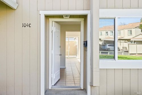 c-104 Oliva Court, Novato, CA, 94947 | Card Image