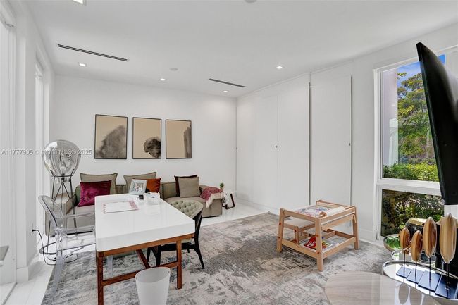 201 Buttonwood Dr, House other with 5 bedrooms, 7 bathrooms and null parking in Key Biscayne FL | Image 68