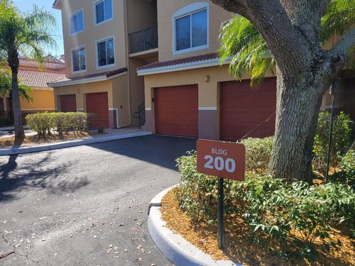 101-200 Scotia Dr, Hypoluxo, FL, 33462-6096 | Card Image