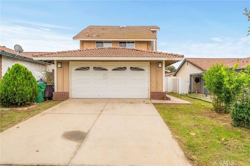 23925 Copper Hill Pl, Moreno Valley, CA, 92557-4932 | Card Image