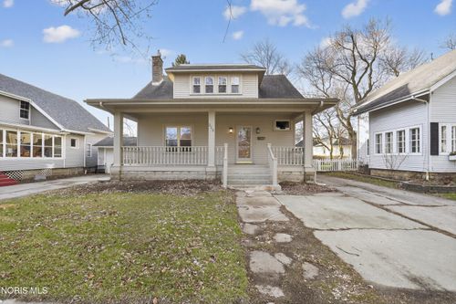 316 E Oak St, Wauseon, OH, 43567-1212 | Card Image