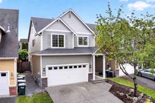 18328 113th Ave E, Puyallup, WA, 98374-8855 | Card Image