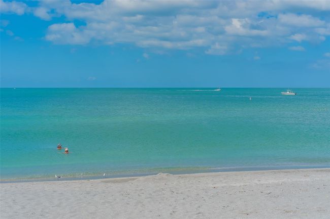 APT-207 - 525 Barcelona Ave, Condo with 2 bedrooms, 2 bathrooms and null parking in Venice FL | Image 61