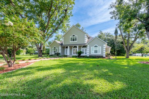 10215 N Glen Ave, Glen St. Mary, FL, 32040-4223 | Card Image