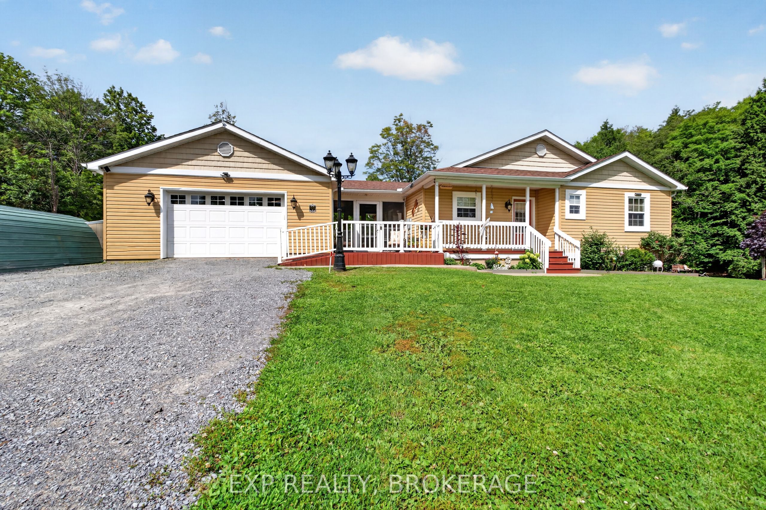 Residential in Frontenac