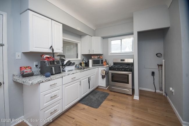 Kitchen | Image 16