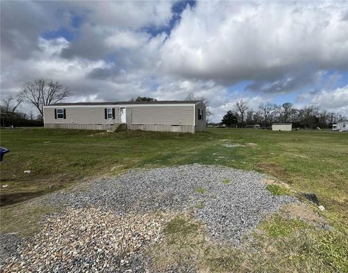 1112 Lena Dr, Arnaudville, LA, 70512-4031 | Card Image