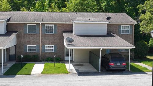 e-2214 Shadow Valley Road, High Point, NC, 27265 | Card Image