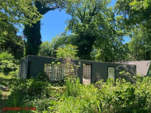 2025 Moody Dr Sw, Atlanta, GA, 30315-6024 | Card Image