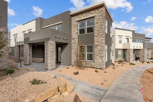 517 W Olive Ln, St. George, UT, 84790-5310 | Card Image