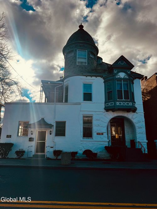 4-612 Union St, Schenectady, NY, 12305-1521 | Card Image