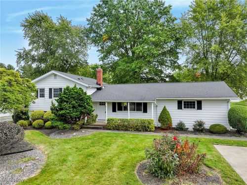 7375 Som Center Rd, Solon, OH, 44139-4905 | Card Image