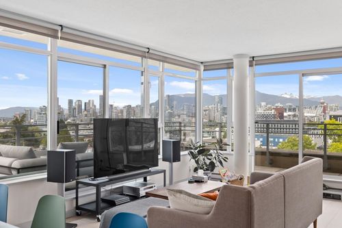 505-2520 Manitoba St, Vancouver, BC, V5Y3A6 | Card Image