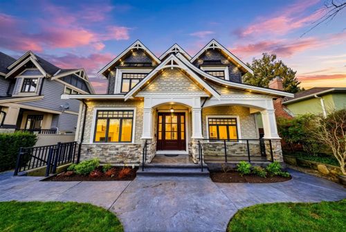 1919 Dublin St, New Westminster, BC, V3M3A4 | Card Image