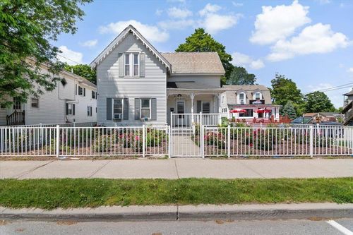 226 North Street, Bennington, VT, 05201 | Card Image