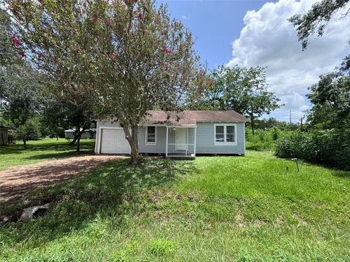 1314 Ella St, El Campo, TX, 77437-3707 | Card Image
