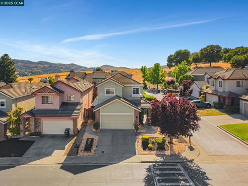 2475 Canyon Lakes Dr, San Ramon, CA, 94582-4930 | Card Image
