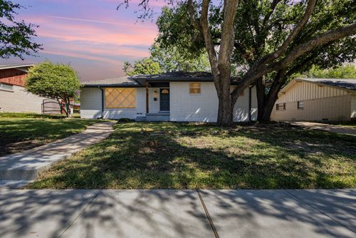 809 Carroll Dr, Garland, TX, 75041-4422 | Card Image