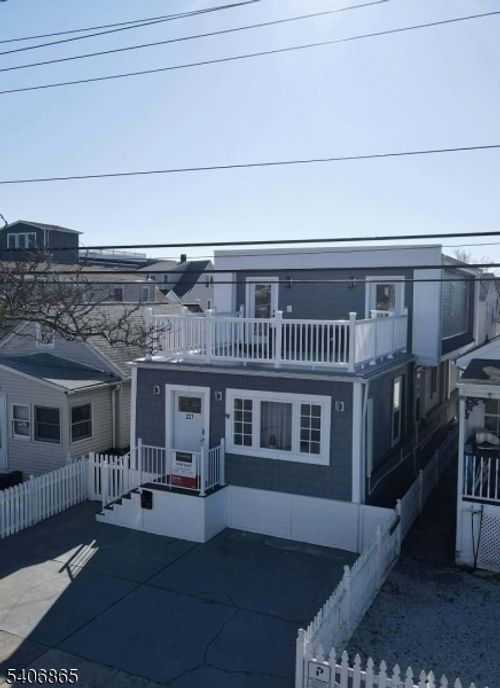 227 Grant Ave, Seaside Heights, NJ, 08751-2016 | Card Image