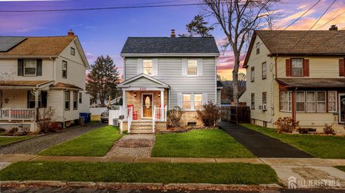 210 2nd St, Dunellen, NJ, 08812-1313 | Card Image